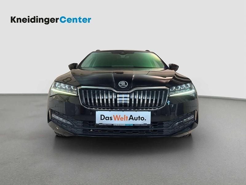 Gebraucht Skoda Superb Ambition 150 PS (110 kW) 2022 Schwarz  metallic Kombi