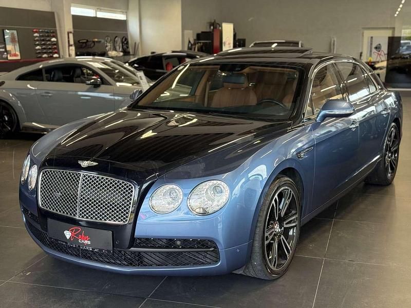 Gebraucht Bentley Flying Spur 507 PS (372 kW) 2015 Blau Limousine