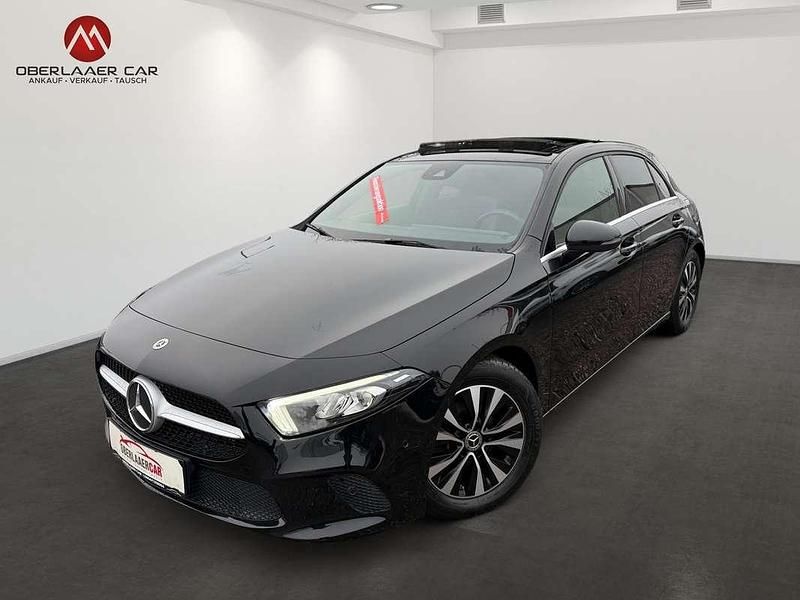 Gebraucht Mercedes A180 116 PS (85 kW) 2019 Schwarz Kleinwagen