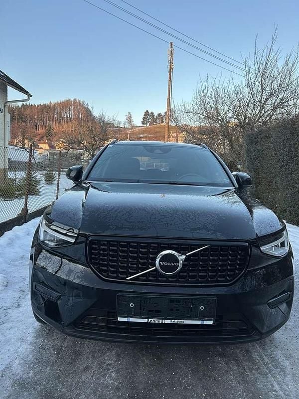 Gebraucht Volvo XC40 Plus 179 PS (131 kW) 2022 Schwarz SUV