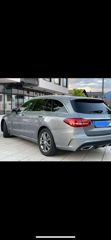Gebraucht Mercedes C180 Avantgarde 116 PS (85 kW) 2015 Silber Kombi