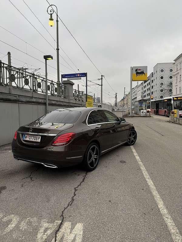 Gebraucht Mercedes C220 Elegance 170 PS (125 kW) 2014 Limousine