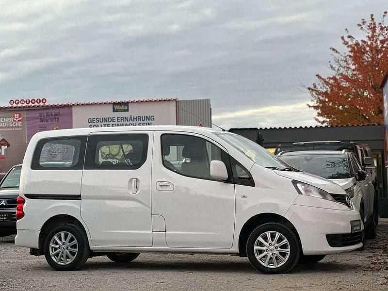Weiß Gebraucht 2018 Nissan Evalia Acenta Van / Kleinbus | € 19.990 - Bild 1/4