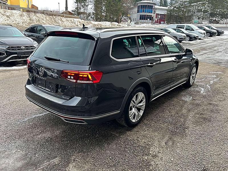 Gebraucht VW Passat Alltrack 200 PS (147 kW) 2022 Grau Kombi