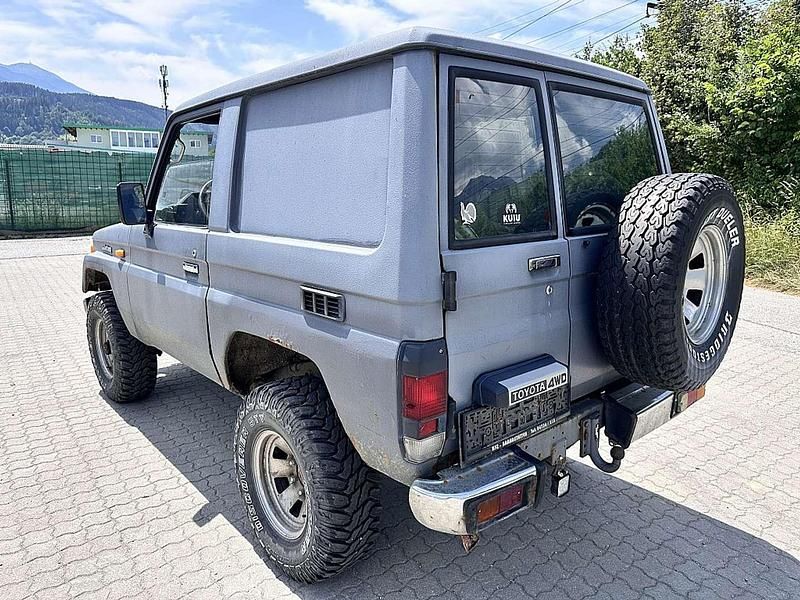 Gebraucht Toyota Land Cruiser 86 PS (63 kW) 1988 Grau SUV