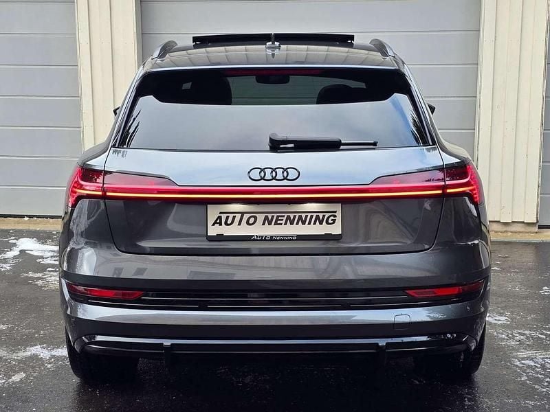 Gebraucht Audi e-tron S-Line 300 kW (408 PS) 2020 Grau SUV