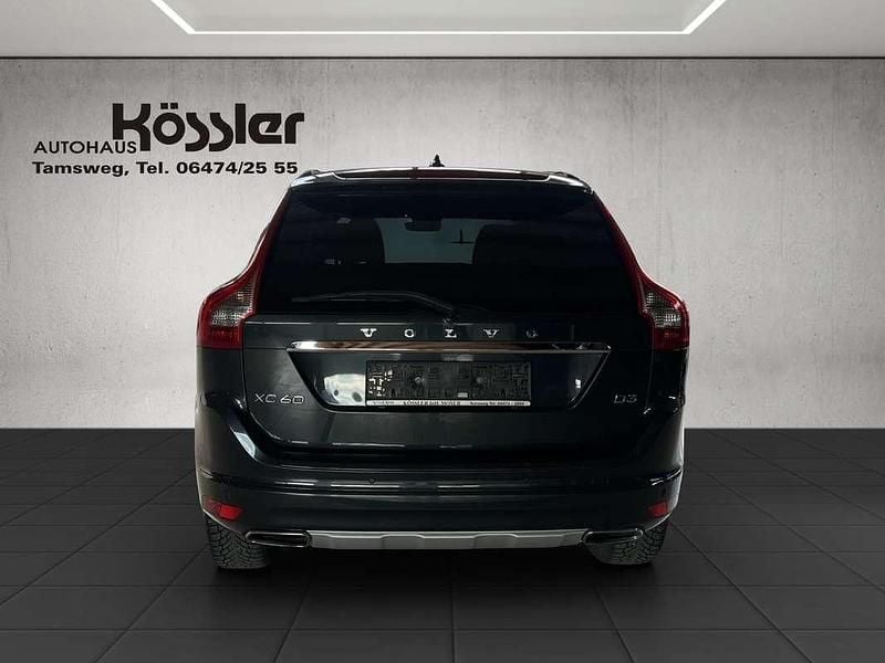 Gebraucht Volvo XC60 Kinetic 150 PS (110 kW) 2016 Grau SUV