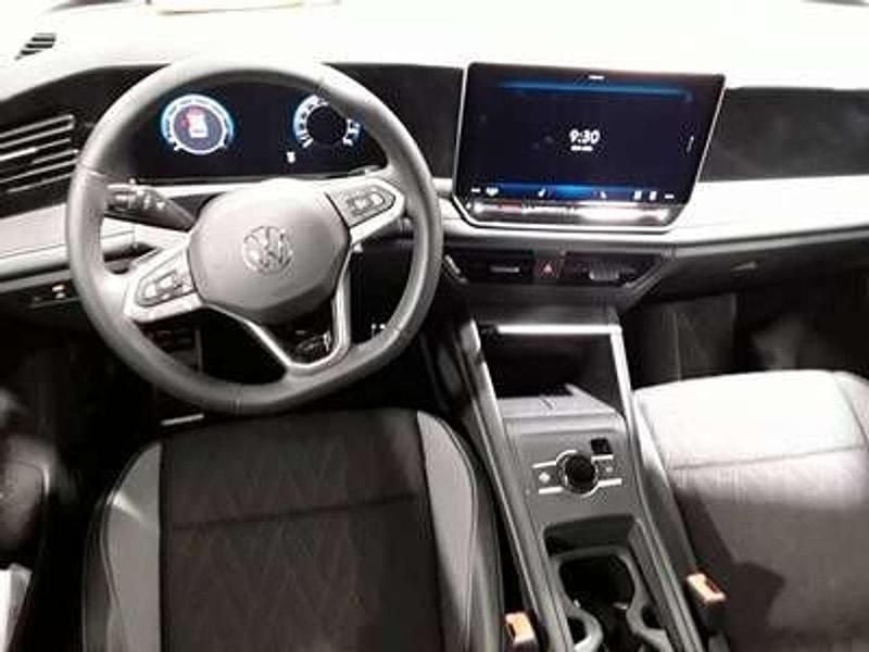 Gebraucht VW Tiguan Life 131 PS (96 kW) 2025 Grau SUV