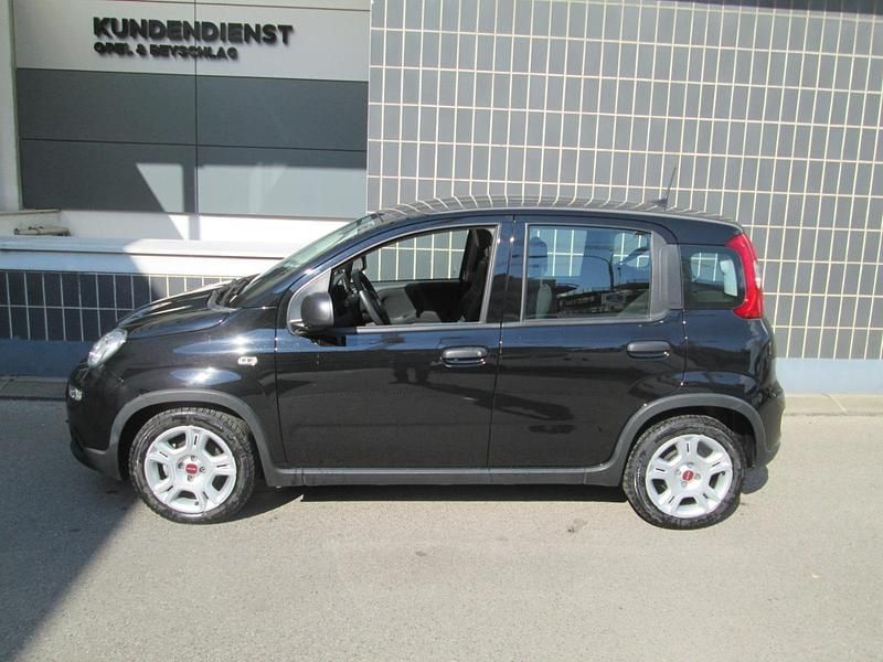 Gebraucht Fiat Panda 71 PS (52 kW) 2024 Schwarz Kleinwagen
