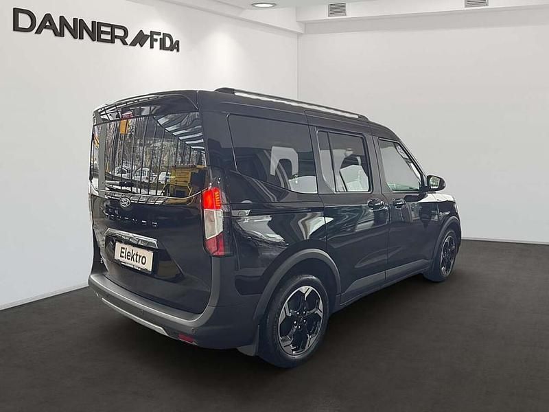 Neu Ford Tourneo Active 100 kW (136 PS) 2026 Kombi