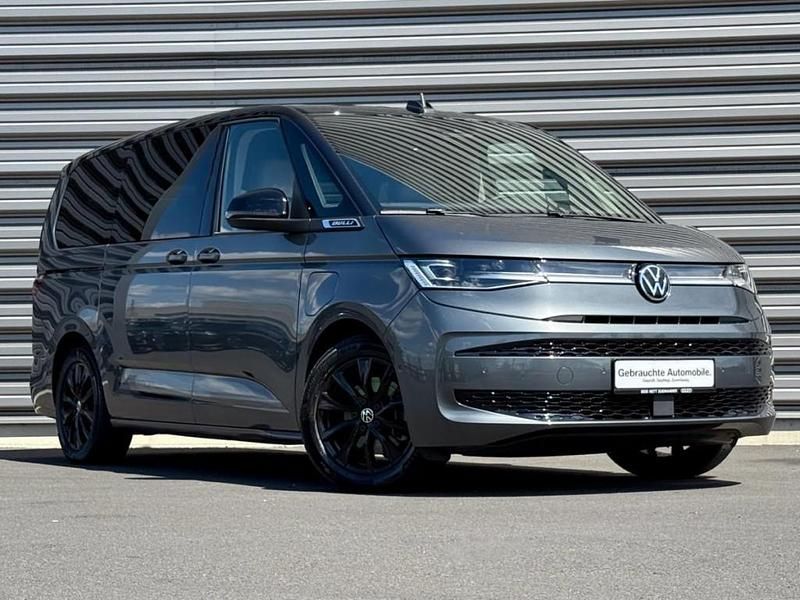 Gebraucht VW Multivan Edition 150 PS (110 kW) 2024 Grau Van