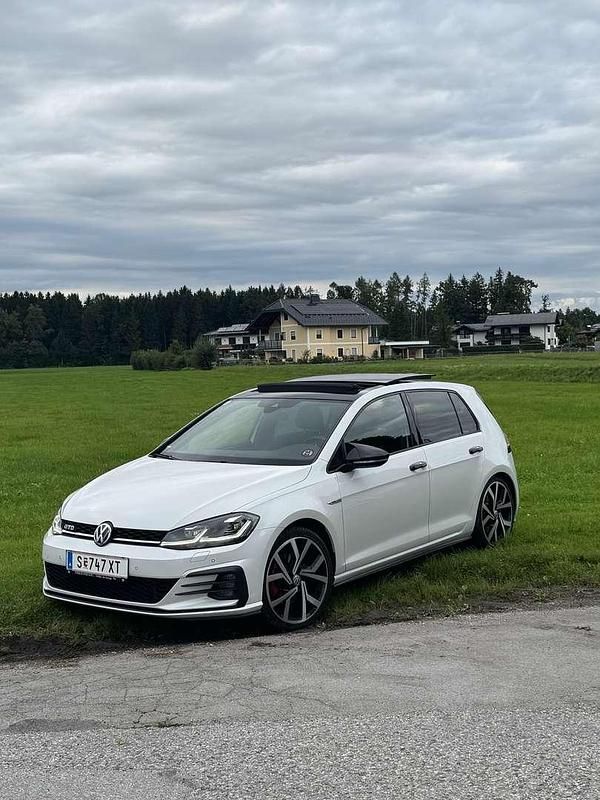 Gebraucht VW Golf VII GTD 184 PS (135 kW) 2018 Limousine