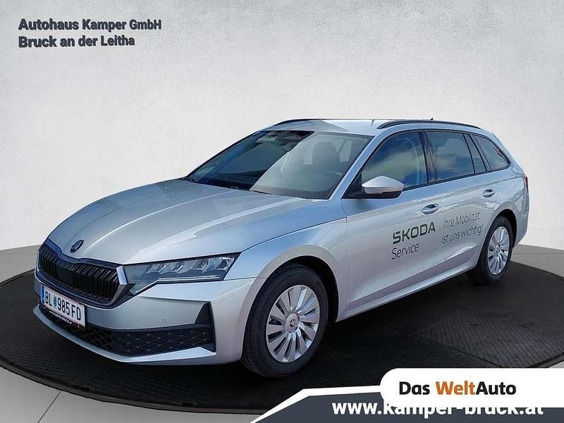 Silber metallic Gebraucht 2025 Skoda Octavia Essence Kombi | € 31.890 - Bild 1/4
