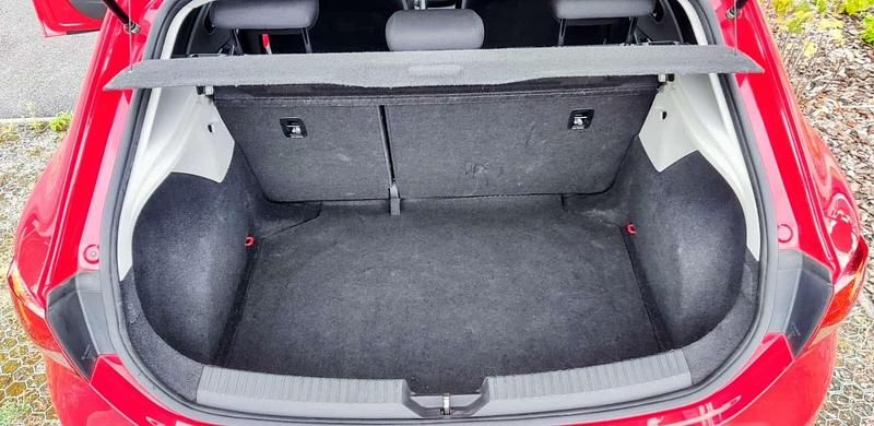 Gebraucht Seat Leon 86 PS (63 kW) 2013 Rot Limousine