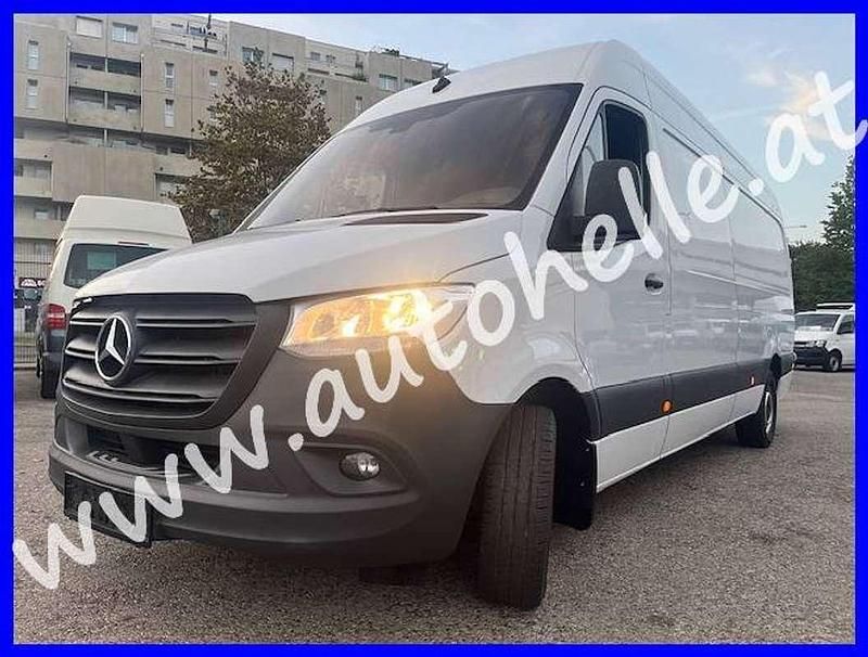 Weiß Gebraucht 2020 Mercedes Sprinter Van | € 32.990 (Fairer Preis) - Bild 1/4