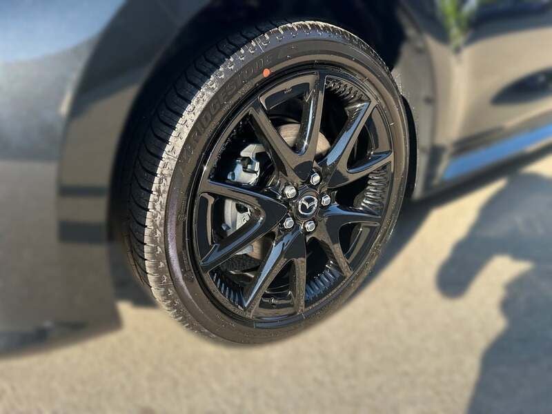 Neu Mazda 2 Homura-Line 92 PS (67 kW) 2025 Schwarz  metallic Kleinwagen