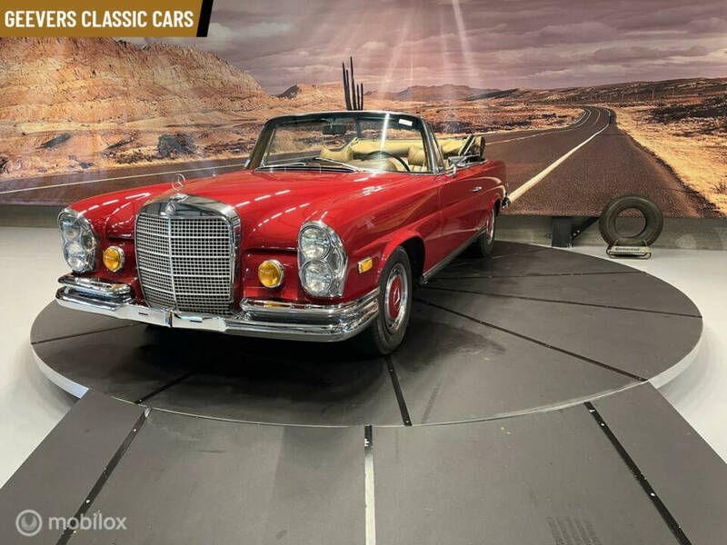 Gebraucht Mercedes 280 SE 160 PS (117 kW) 1969 Rot Cabrio