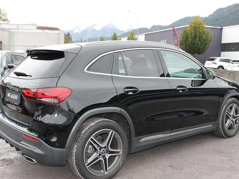 Gebraucht Mercedes GLA200 AMG 150 PS (110 kW) 2020 Schwarz SUV