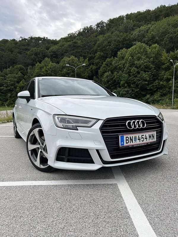 Weiß Gebraucht 2018 Audi A3 Design Limousine | € 19.990 (Fairer Preis) - Bild 1/4