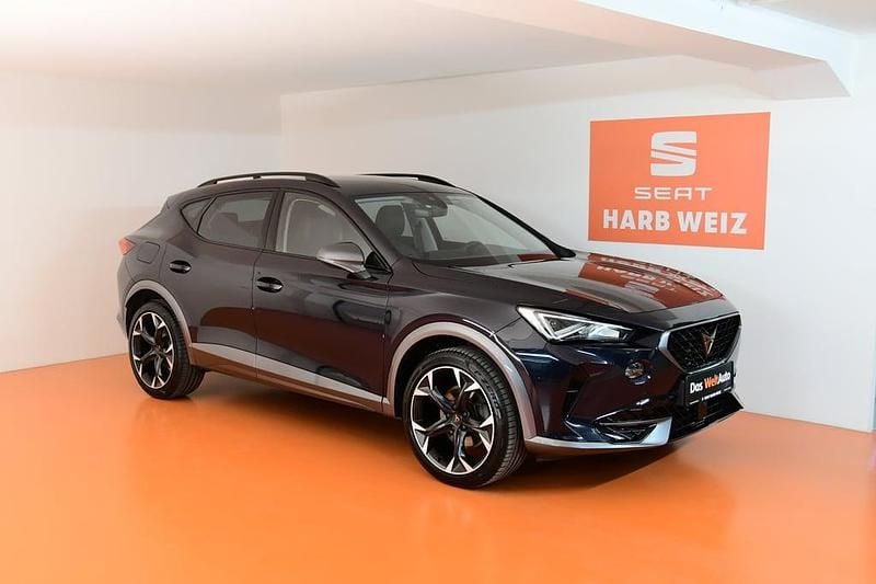 Dunkelblau metallic Gebraucht 2022 Cupra Formentor SUV | € 22.880 (Teuer) - Bild 1/2