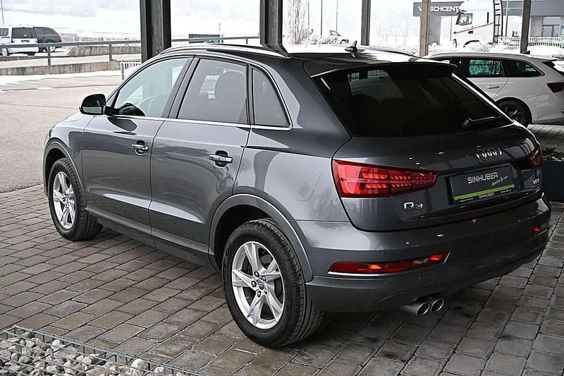 Gebraucht Audi Q3 Comfort 150 PS (110 kW) 2017 Grau SUV