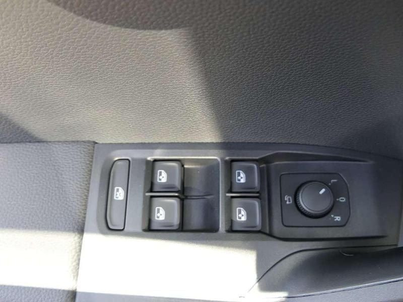 Neu Seat Ibiza Reference 95 PS (69 kW) 2025 Dunkelgrau  metallicperleffekt Limousine