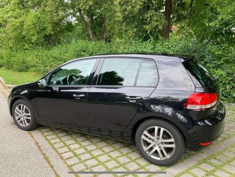 Schwarz Gebraucht 2009 VW Golf VI Comfortline Limousine | € 5.100 (Guter Preis) - Bild 1/4
