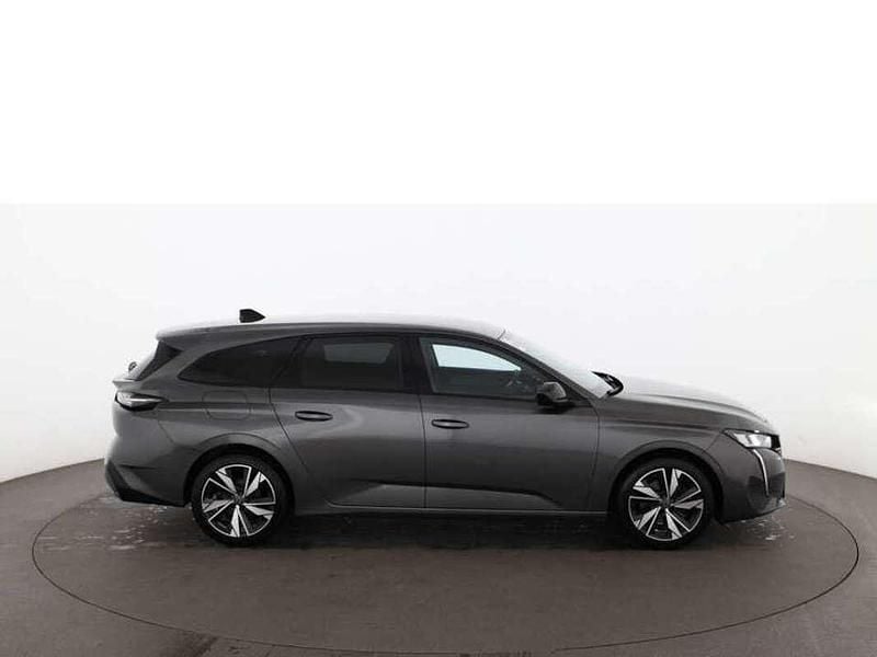 Gebraucht Peugeot 308 SW Allure 131 PS (96 kW) 2023 Grau Kombi