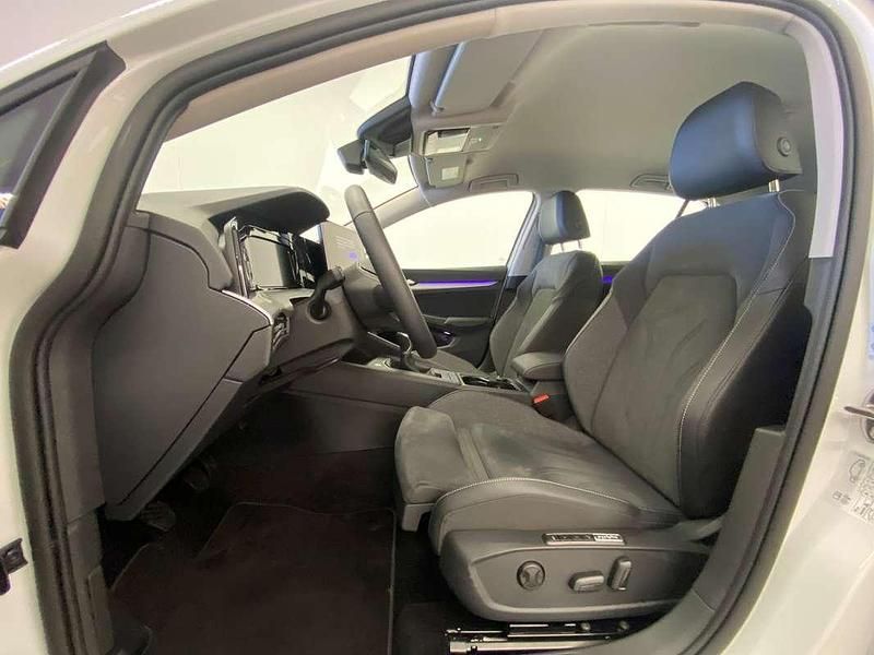 Neu VW Golf VIII Life 116 PS (85 kW) 2025 Weiß Limousine