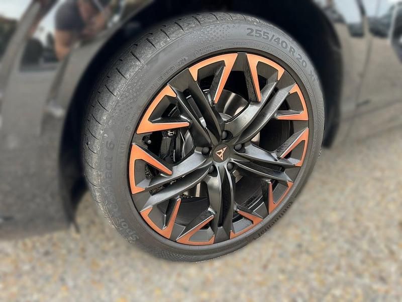 Gebraucht Cupra Terramar VZ 272 PS (200 kW) 2024 Schwarz  metallic SUV