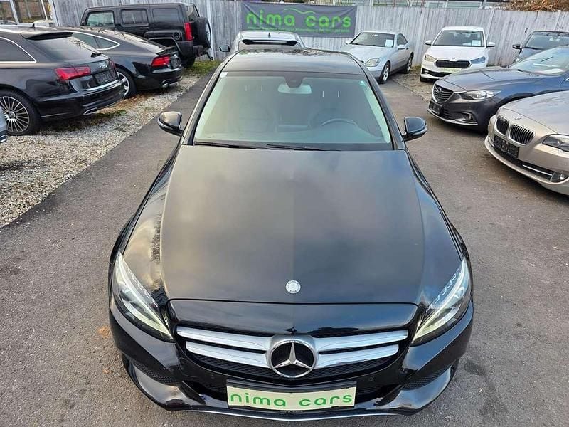 Gebraucht Mercedes C180 116 PS (85 kW) 2016 Schwarz Limousine