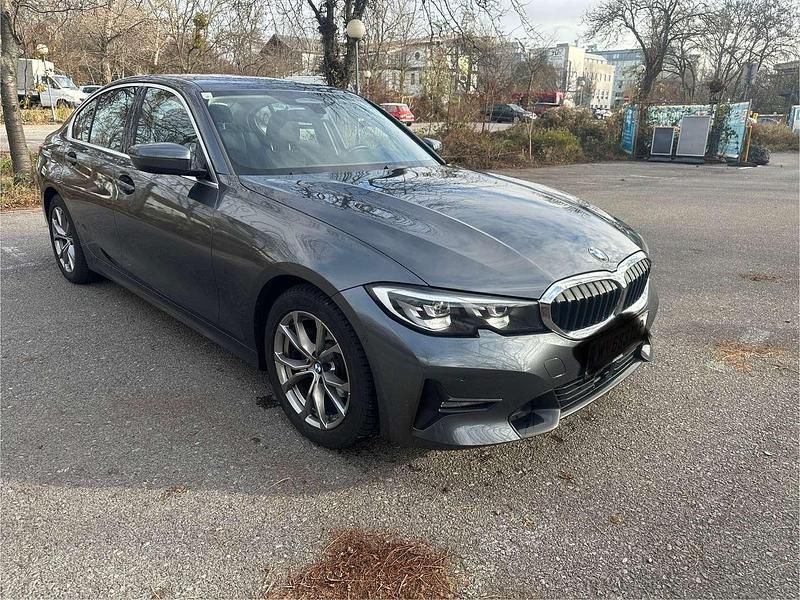 Gebraucht BMW 318 150 PS (110 kW) 2019 Limousine