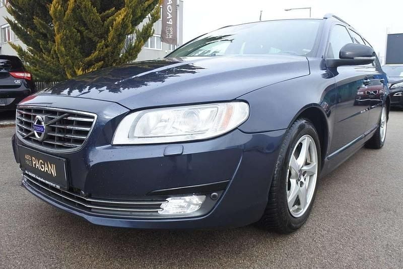 Gebraucht Volvo V70 Momentum 181 PS (133 kW) 2015 Kombi