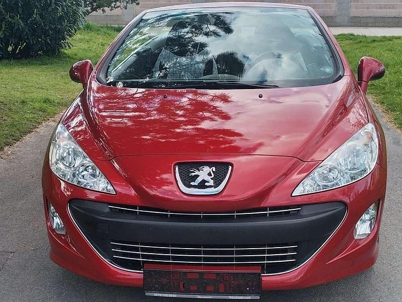 Rot Gebraucht 2009 Peugeot 308 CC Active Cabrio | € 11.500 (Fairer Preis) - Bild 1/4