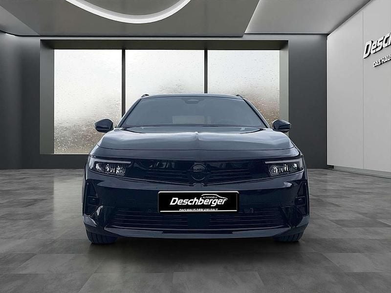 Neu Opel Astra 131 PS (96 kW) 2025 Schwarz Kombi