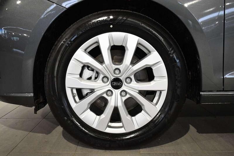 Gebraucht Ford Tourneo Titanium 150 PS (110 kW) 2025 Grau Kombi