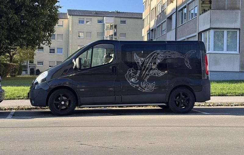 Gebraucht Opel Vivaro 114 PS (83 kW) 2010 Schwarz Van / Kleinbus