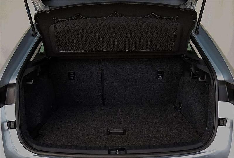 Gebraucht Skoda Scala 116 PS (85 kW) 2019 Silber Kleinwagen