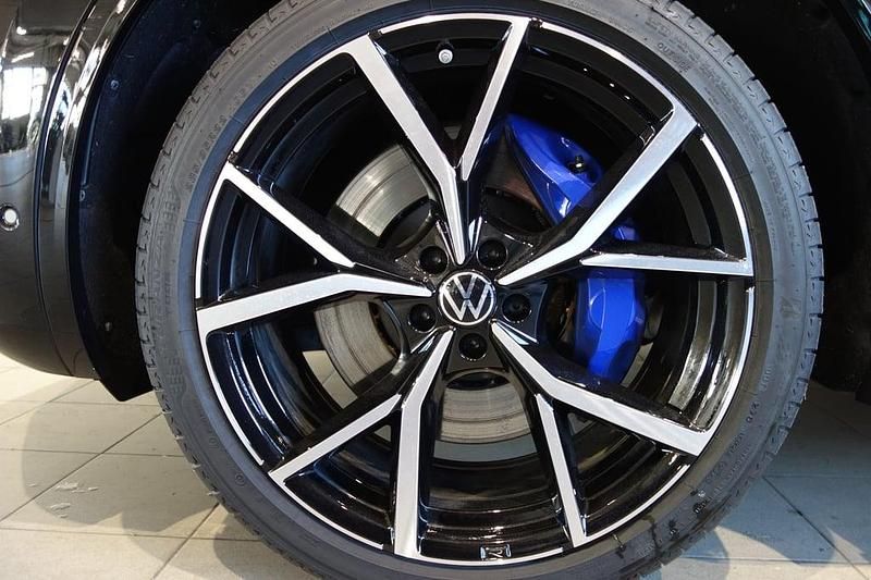 Gebraucht VW Touareg R 462 PS (339 kW) 2025 Schwarz  metallic SUV