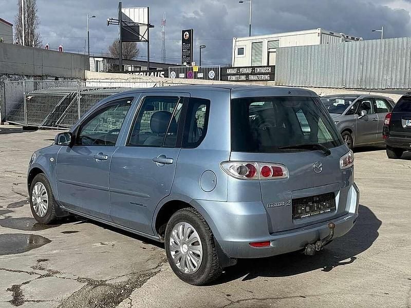 Gebraucht Mazda 2 75 PS (55 kW) 2007 Blau Kleinwagen