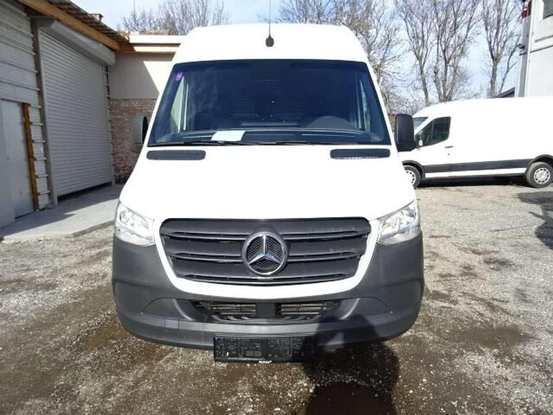 Gebraucht Mercedes Sprinter 163 PS (119 kW) 2019 Weiß Van