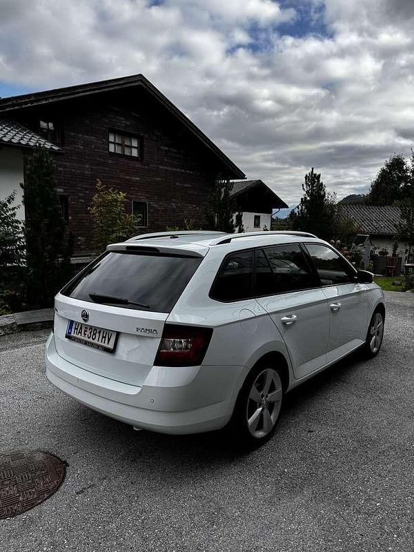 Gebraucht Skoda Fabia Style 110 PS (80 kW) 2015 Kleinwagen