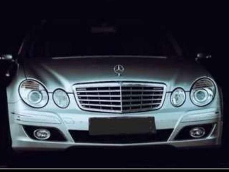 Silber Gebraucht 2007 Mercedes E200 Elegance Limousine | € 14.000 - Bild 1/4