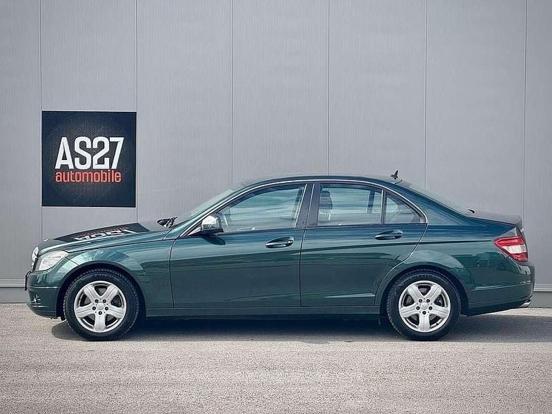 Gebraucht Mercedes C220 Classic 170 PS (125 kW) 2007 Grün Limousine