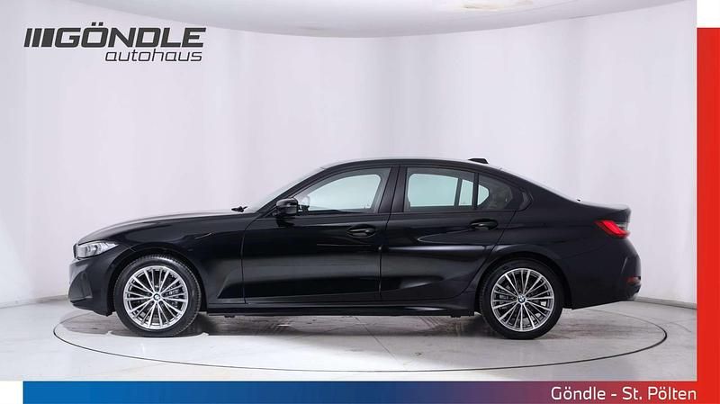 Gebraucht BMW 318 150 PS (110 kW) 2023 Schwarz Limousine