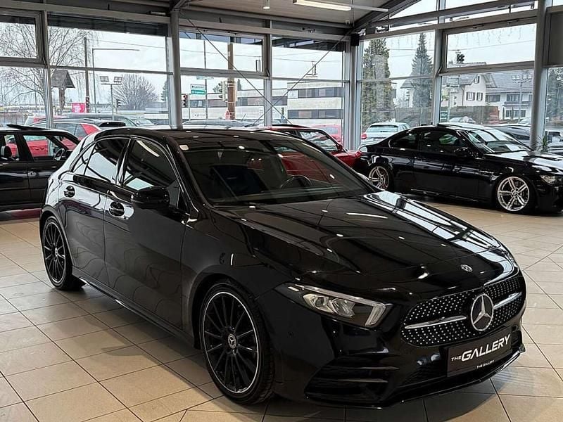 Gebraucht Mercedes A180 AMG line 116 PS (85 kW) 2018 Schwarz Limousine