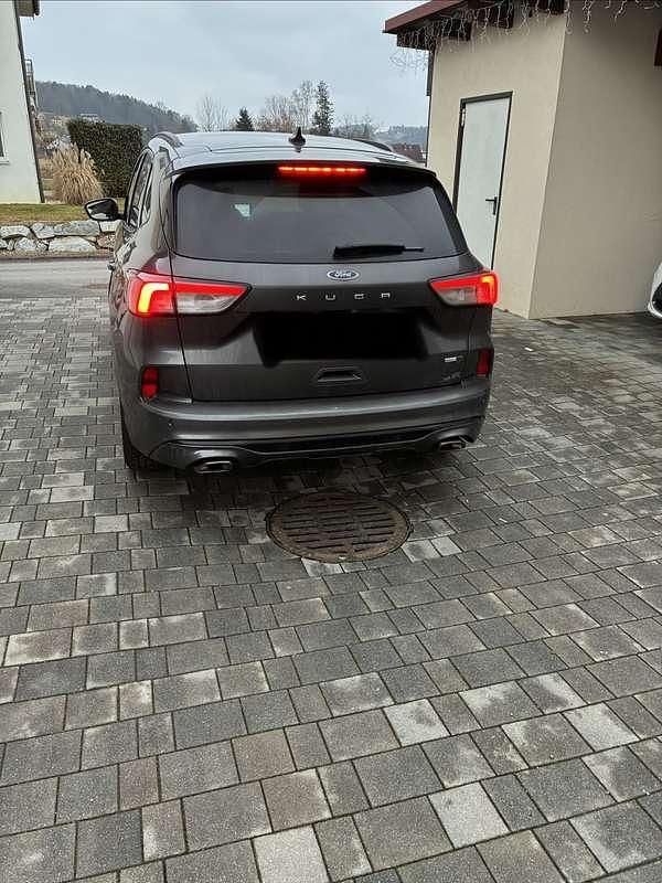 Gebraucht Ford Kuga ST-Line X 150 PS (110 kW) 2020 Grau SUV