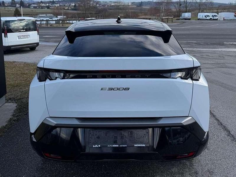 Gebraucht Peugeot e-3008 GT 156 kW (213 PS) 2024 Weiß SUV