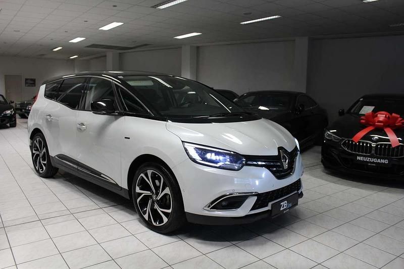 Weiß Gebraucht 2021 Renault Grand Scénic IV Black Edition Van / Kleinbus | € 19.890 (Fairer Preis) - Bild 1/4