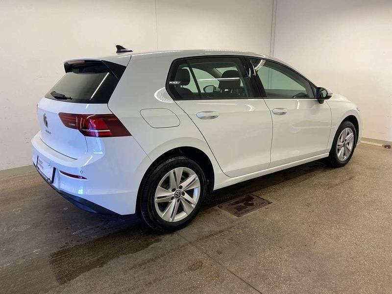 Neu VW Golf VIII Life 116 PS (85 kW) 2025 Weiß Limousine